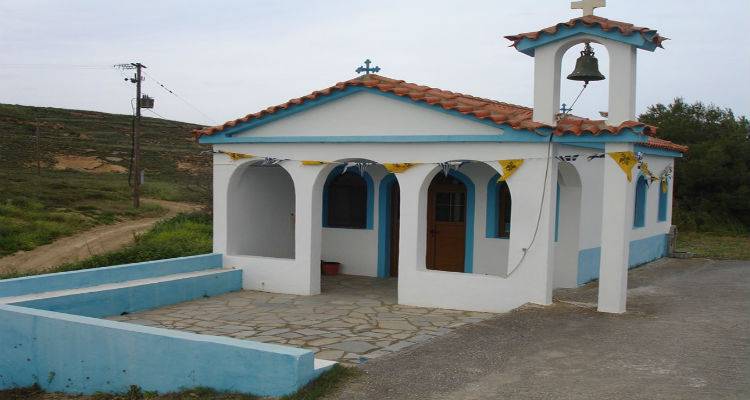 Πανηγυρίζει «Η Αγία Ελένη»  στο Λιβαδοχώρι