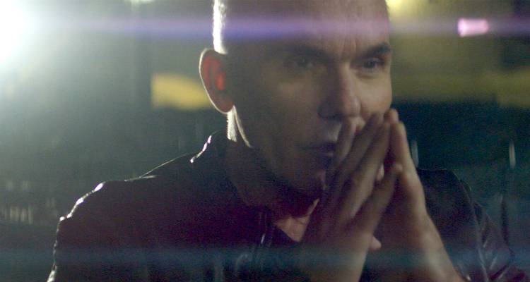«Μακάρι»: Το νέο video clip του Στέλιου Ρόκκου με τρεις δυνατές ανθρώπινες ιστορίες (video)