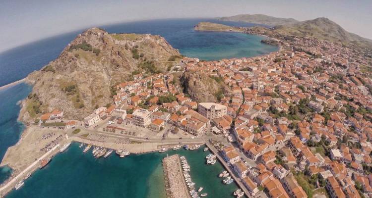 &Phi;&omega;&tau;&omicron;&gamma;&rho;&alpha;&phi;ί&alpha;: Digapictures &gamma;&iota;&alpha; &tau;&omicron; ''&Pi;έ&lambda;&alpha;&gamma;&omicron;&sigmaf; &Pi;&omicron;&lambda;&iota;&tau;&iota;&sigma;&mu;&omicron;ύ''