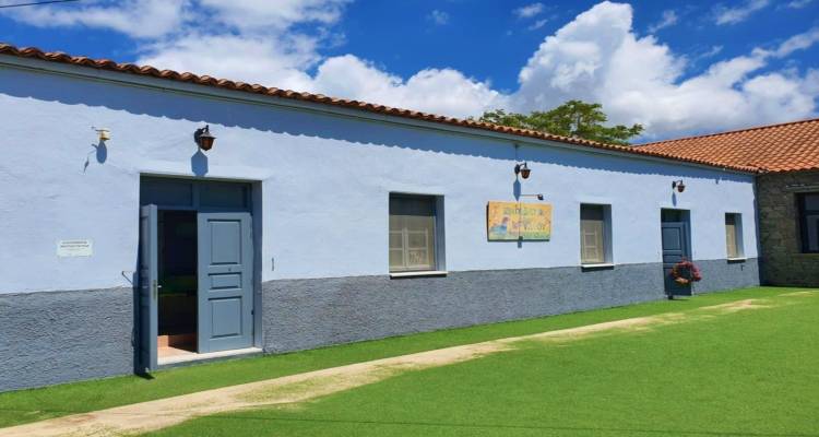 Μούδρο: Με τη στήριξη των γονέων ολοκληρώθηκε η ανανέωση της πρόσοψης του Νηπιαγωγείου