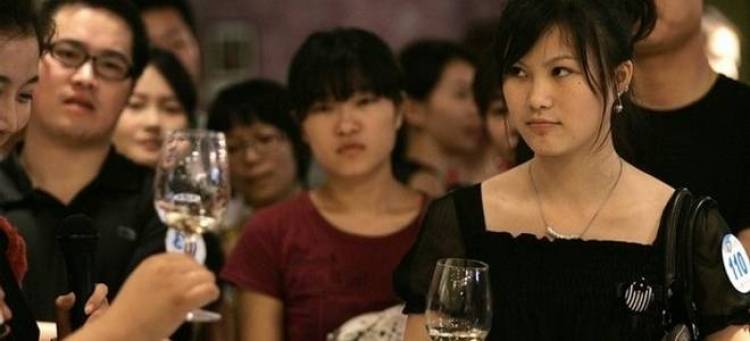 Λάδι Μεσσηνίας και κρασί Νάουσας στην Κίνα