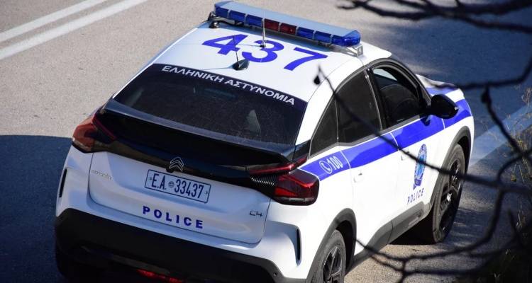 &Kappa;ύ&kappa;&lambda;&omega;&mu;&alpha; &mu;&alpha;&sigma;&tau;&rho;&omicron;&pi;&epsilon;ί&alpha;&sigmaf;: &Epsilon;&lambda;&epsilon;ύ&theta;&epsilon;&rho;&eta; &mu;&epsilon; &pi;&epsilon;&rho;&iota;&omicron;&rho;&iota;&sigma;&tau;&iota;&kappa;&omicron;ύ&sigmaf; ό&rho;&omicron;&upsilon;&sigmaf; &eta; 25&chi;&rho;&omicron;&nu;&eta; &laquo;Έ&lambda;&epsilon;&nu;&alpha;&raquo; &kappa;&alpha;&iota; &omicron; 63&chi;&rho;&omicron;&nu;&omicron;&sigmaf; &laquo;&pi;&epsilon;&lambda;ά&tau;&eta;&sigmaf;&raquo;