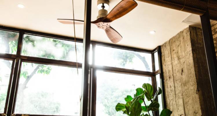 Φρίκη στην Αργεντινή: Πατέρας έπαιζε με το παιδί, το πέταξε ψηλά και το κομμάτιασε ο ανεμιστήρας οροφής