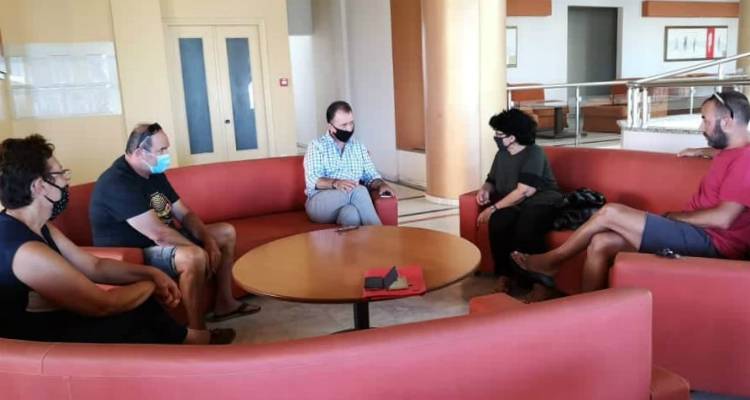 Με τον Δ. Ματζάρη συναντήθηκε το Σωματείο Ξενοδοχοϋπαλλήλων Λήμνου (photos)
