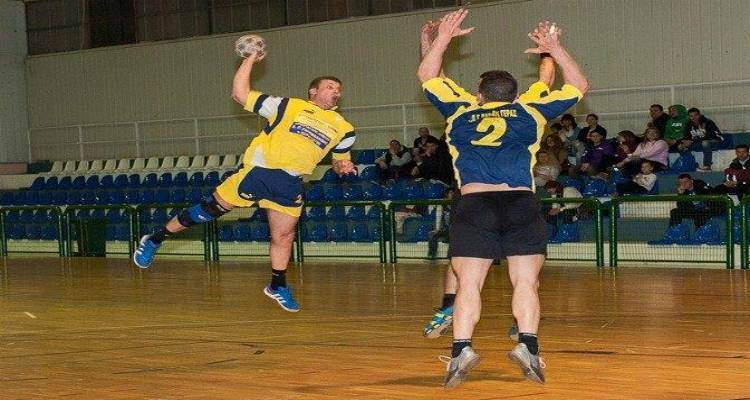 &Gamma;&iota;ώ&rho;&gamma;&omicron;&sigmaf; &Pi;&alpha;&rho;&omicron;ύ&sigma;&eta;&sigmaf;: &laquo;&Pi;&omicron;&lambda;ύ &phi;&omicron;&beta;ά&mu;&alpha;&iota; ό&tau;&iota; &theta;&alpha; &epsilon;ί&mu;&alpha;&sigma;&tau;&epsilon; &theta;&epsilon;&alpha;&tau;έ&sigmaf; &sigma;&tau;&omicron; ί&delta;&iota;&omicron; έ&rho;&gamma;&omicron;&raquo;