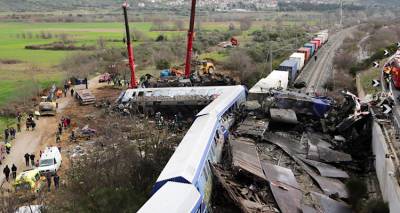 &Eta; &Epsilon;.&Lambda;.&Mu;.&Epsilon; &Lambda;ή&mu;&nu;&omicron;&upsilon; &gamma;&iota;&alpha; &tau;&eta;&nu; &tau;&rho;&alpha;&gamma;&omega;&delta;ί&alpha; &sigma;&tau;&alpha; &Tau;έ&mu;&pi;&eta;