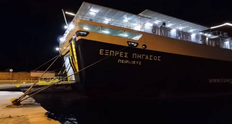 O &kappa;&alpha;&iota;&rho;ό&sigmaf; &laquo;&delta;έ&nu;&epsilon;&iota;&raquo; &sigma;&tau;&alpha; &lambda;&iota;&mu;ά&nu;&iota;&alpha; &Pi;ή&gamma;&alpha;&sigma;&omicron;&sigmaf; &kappa;&alpha;&iota; &Mu;ύ&kappa;&omicron;&nu;&omicron;&sigmaf;