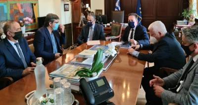 &Delta;&epsilon;&nu; &epsilon;ί&nu;&alpha;&iota; &epsilon;ύ&kappa;&omicron;&lambda;&eta; &upsilon;&pi;ό&theta;&epsilon;&sigma;&eta; &omicron; &alpha;&nu;&alpha;&delta;&alpha;&sigma;&mu;ό&sigmaf; &Alpha;&tau;&sigma;&iota;&kappa;ή&sigmaf;