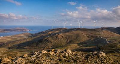 &Nu;έ&omicron; &chi;&omega;&rho;&omicron;&tau;&alpha;&xi;&iota;&kappa;ό &gamma;&iota;&alpha; &Alpha;&Pi;&Epsilon;: &Eta; &Lambda;ή&mu;&nu;&omicron;&sigmaf; &mu;έ&nu;&epsilon;&iota; &laquo;&epsilon;&nu;&tau;ό&sigmaf; &pi;&alpha;&iota;&chi;&nu;&iota;&delta;&iota;&omicron;ύ&raquo; &gamma;&iota;&alpha; &tau;&alpha; &alpha;&iota;&omicron;&lambda;&iota;&kappa;ά, &alpha;&lambda;&lambda;ά &mu;&epsilon; &nu;έ&omicron;&upsilon;&sigmaf; ό&rho;&omicron;&upsilon;&sigmaf;
