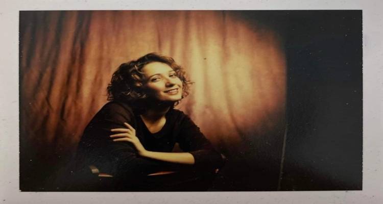 &laquo;&Tau;&rho;&alpha;&gamma;&omicron;ύ&delta;&iota;&alpha; &sigma;&tau;&omicron; &phi;&omega;&sigmaf; &tau;&omicron;&upsilon; &phi;&epsilon;&gamma;&gamma;&alpha;&rho;&iota;&omicron;ύ&raquo; &mu;&epsilon; &tau;&eta; &Delta;έ&sigma;&pi;&omicron;&iota;&nu;&alpha; &Sigma;&tau;&epsilon;&phi;&alpha;&nu;ί&delta;&omicron;&upsilon; &sigma;&tau;&eta;&nu; &pi;&rho;&omicron;ϊ&sigma;&tau;&omicron;&rho;&iota;&kappa;ή &Mu;ύ&rho;&iota;&nu;&alpha;