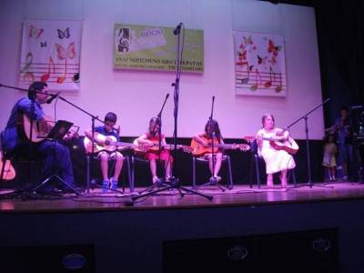 «Ταξίδεψαν» το κοινό οι μαθητές του Ωδείου Λήμνου (photos)