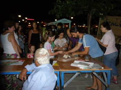 «Αυτοοργανωμένη» εκδήλωση αλληλεγγύης στη Λήμνο