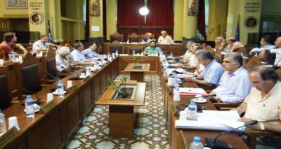 &Sigma;&pi;&iota;&lambda;ά&nu;&eta;&sigmaf;: "Έ&nu;&tau;&alpha;&xi;&eta; έ&rho;&gamma;&omega;&nu; &mu;&epsilon; &omicron;&rho;ί&zeta;&omicron;&nu;&tau;&alpha; &tau;&omicron; &hellip;&hellip;. 2033 &alpha;&pi;ό &tau;&eta;&nu; &alpha;&pi;&epsilon;&rho;&chi;ό&mu;&epsilon;&nu;&eta; &pi;&epsilon;&rho;&iota;&phi;&epsilon;&rho;&epsilon;&iota;&alpha;&kappa;ή &alpha;&rho;&chi;ή!"