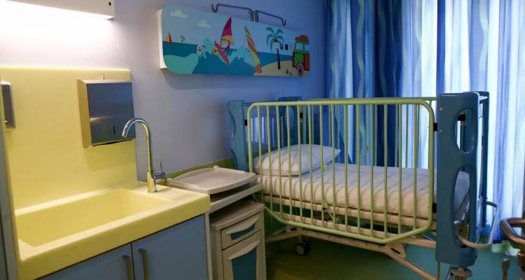 &Mu;έ&gamma;&alpha;&rho;&alpha;: &Alpha;&pi;&omicron;&sigma;&omega;&lambda;&eta;&nu;ώ&theta;&eta;&kappa;&epsilon; &omicron; &tau;&epsilon;&tau;&rho;ά&chi;&rho;&omicron;&nu;&omicron;&sigmaf; &pi;&omicron;&upsilon; &xi;&upsilon;&lambda;&omicron;&kappa;&omicron;&pi;ή&theta;&eta;&kappa;&epsilon; &alpha;&pi;ό &tau;&omicron;&nu; &sigma;ύ&nu;&tau;&rho;&omicron;&phi;&omicron; &tau;&eta;&sigmaf; &mu;&eta;&tau;έ&rho;&alpha;&sigmaf; &tau;&omicron;&upsilon;