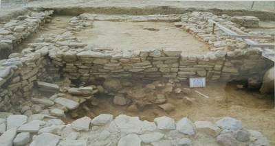 Έ&nu;&alpha;&sigmaf; &pi;&rho;&omicron;ϊ&sigma;&tau;&omicron;&rho;&iota;&kappa;ό&sigmaf; &omicron;&iota;&kappa;&iota;&sigma;&mu;ό&sigmaf; &tau;&eta;&sigmaf; &pi;&epsilon;&rho;&iota;ό&delta;&omicron;&upsilon; &tau;&eta;&sigmaf; &chi;&alpha;&lambda;&kappa;&omicron;&kappa;&rho;&alpha;&tau;ί&alpha;&sigmaf; &sigma;&epsilon; &nu;&eta;&sigma;ί&delta;&alpha; &tau;&eta;&sigmaf; &Lambda;ή&mu;&nu;&omicron;&upsilon; (photos)