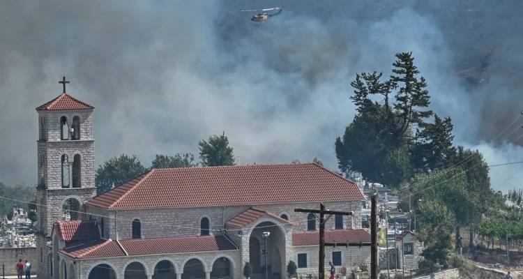 &Epsilon;&kappa;&kappa;&epsilon;&nu;ώ&nu;&omicron;&nu;&tau;&alpha;&iota; ά&lambda;&lambda;&epsilon;&sigmaf; 4 &pi;&epsilon;&rho;&iota;&omicron;&chi;έ&sigmaf; &kappa;&omicron;&nu;&tau;ά &sigma;&tau;&eta;&nu; &Pi;ά&tau;&rho;&alpha; | &Mu;ά&chi;&eta; &mu;&epsilon; &tau;&iota;&sigmaf; &phi;&lambda;ό&gamma;&epsilon;&sigmaf; &sigma;&tau;&alpha; &mu;έ&tau;&omega;&pi;&alpha; &sigma;&epsilon; &Pi;&rho;έ&beta;&epsilon;&zeta;&alpha;, &Zeta;ά&kappa;&upsilon;&nu;&theta;&omicron; &kappa;&alpha;&iota; &Chi;ί&omicron;