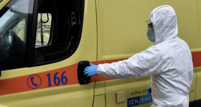 &Kappa;&omicron;&rho;&omega;&nu;&omicron;ϊό&sigmaf;: 7&omicron;&sigmaf; &nu;&epsilon;&kappa;&rho;ό&sigmaf; &alpha;&pi;ό &tau;&omicron;&nu; &iota;ό &sigma;&tau;&eta;&nu; &Epsilon;&lambda;&lambda;ά&delta;&alpha;