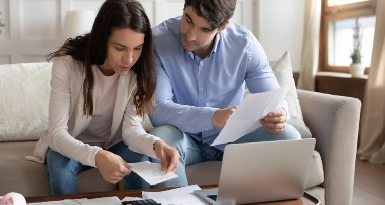 &Nu;έ&epsilon;&sigmaf; &mu;&epsilon;&iota;ώ&sigma;&epsilon;&iota;&sigmaf; &phi;ό&rho;&omega;&nu;: &Mu;&epsilon;&iota;&omega;&mu;έ&nu;&alpha; &tau;&epsilon;&kappa;&mu;ή&rho;&iota;&alpha; &delta;&iota;&alpha;&beta;ί&omega;&sigma;&eta;&sigmaf;, &alpha;&lambda;&lambda;ά &kappa;&alpha;&iota; &mu;&iota;&sigma;ό&sigmaf; &omicron; &Epsilon;&Nu;&Phi;&Iota;&Alpha; &gamma;&iota;&alpha; &chi;&iota;&lambda;&iota;ά&delta;&epsilon;&sigmaf; &mu;&iota;&kappa;&rho;&omicron;ύ&sigmaf; &omicron;&iota;&kappa;&iota;&sigma;&mu;&omicron;ύ&sigmaf;