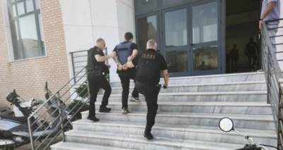 &Eta;&gamma;&omicron;&upsilon;&mu;&epsilon;&nu;ί&tau;&sigma;&alpha;: &Pi;&rho;&omicron;&phi;&upsilon;&lambda;&alpha;&kappa;ί&sigma;&tau;&eta;&kappa;&epsilon; &omicron; 29&chi;&rho;&omicron;&nu;&omicron;&sigmaf; &pi;&omicron;&upsilon; &pi;&alpha;&rho;έ&sigma;&upsilon;&rho;&epsilon; &tau;&eta; &sigma;ύ&nu;&tau;&rho;&omicron;&phi;ό &tau;&omicron;&upsilon; &mu;&epsilon; &tau;&omicron; &alpha;&upsilon;&tau;&omicron;&kappa;ί&nu;&eta;&tau;ό &tau;&omicron;&upsilon;, &mu;&epsilon;&tau;ά &alpha;&pi;ό &tau;&sigma;&alpha;&kappa;&omega;&mu;ό