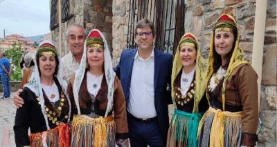 &Omicron; &Delta;ή&mu;&omicron;&sigmaf; &Lambda;ή&mu;&nu;&omicron;&upsilon; &alpha;&delta;&epsilon;&lambda;&phi;&omicron;&pi;&omicron;&iota;ή&theta;&eta;&kappa;&epsilon; &mu;&epsilon; &tau;&omicron; &Delta;ή&mu;&omicron; &Sigma;&iota;&theta;&omega;&nu;ί&alpha;&sigmaf;