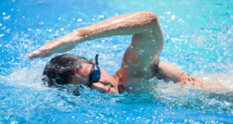 Κολύμπι: Ποια είναι τα οφέλη του στην υγεία