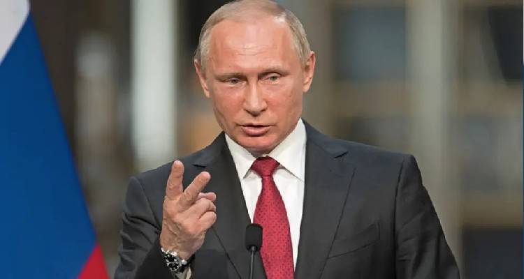 &Epsilon;&beta;&delta;&omicron;&mu;ά&delta;&alpha; &alpha;&pi;&omicron;&phi;ά&sigma;&epsilon;&omega;&nu; &gamma;&iota;&alpha; &tau;&eta;&nu; &Epsilon;&Epsilon;: &Omicron;&lambda;&omicron;&kappa;&lambda;&eta;&rho;&omega;&tau;&iota;&kappa;ό &pi;ό&lambda;&epsilon;&mu;&omicron; &mu;&epsilon; &alpha;έ&rho;&iota;&omicron;, &tau;&rho;ό&phi;&iota;&mu;&alpha; &kappa;&alpha;&iota; &lambda;&iota;&pi;ά&sigma;&mu;&alpha;&tau;&alpha; &epsilon;&tau;&omicron;&iota;&mu;ά&zeta;&epsilon;&iota; &omicron; &Pi;&omicron;ύ&tau;&iota;&nu;