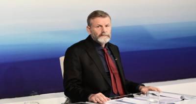 &Alpha;&pi;ό&sigma;&tau;&omicron;&lambda;&omicron;&sigmaf; &Gamma;&kappa;&lambda;έ&tau;&sigma;&omicron;&sigmaf;: &Pi;ά&rho;&tau;&iota; &sigma;&tau;&omicron; Twitter &gamma;&iota;&alpha; &tau;&iota;&sigmaf; &mu;&pi;&alpha;&tau;&alpha;&rho;ί&epsilon;&sigmaf; &sigma;&tau;&iota;&sigmaf; &alpha;&nu;&epsilon;&mu;&omicron;&gamma;&epsilon;&nu;&nu;ή&tau;&rho;&iota;&epsilon;&sigmaf; - &Eta; &alpha;&tau;ά&kappa;&alpha; &pi;&omicron;&upsilon; &xi;&epsilon;&chi;ώ&rho;&iota;&sigma;&epsilon; &sigma;&tau;&omicron; &nu;&tau;&iota;&mu;&pi;έ&iota;&tau;