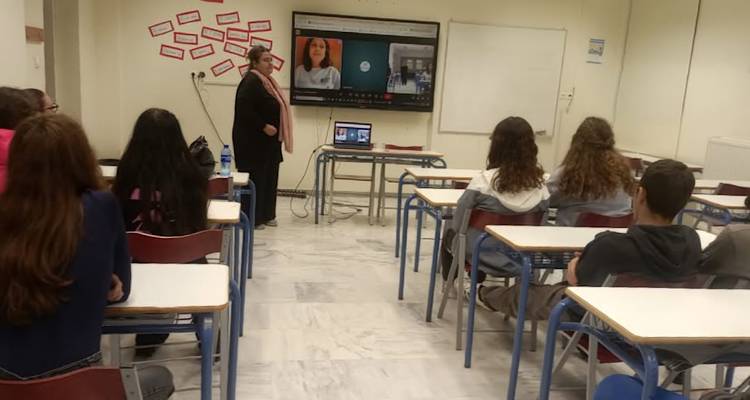 &Alpha;&pi;ό &tau;&eta; &theta;&epsilon;&omega;&rho;ί&alpha; &sigma;&tau;&omicron; &pi;&iota;ά&tau;&omicron; &mu;&alpha;&sigmaf;: &Omicron;&iota; &mu;&alpha;&theta;&eta;&tau;έ&sigmaf; &tau;&omicron;&upsilon; &Gamma;&Epsilon;&Lambda; &Mu;&omicron;ύ&delta;&rho;&omicron;&upsilon; &mu;&alpha;&theta;&alpha;ί&nu;&omicron;&upsilon;&nu; &nu;&alpha; &mu;&epsilon;&iota;ώ&nu;&omicron;&upsilon;&nu; &tau;&eta; &sigma;&pi;&alpha;&tau;ά&lambda;&eta;!