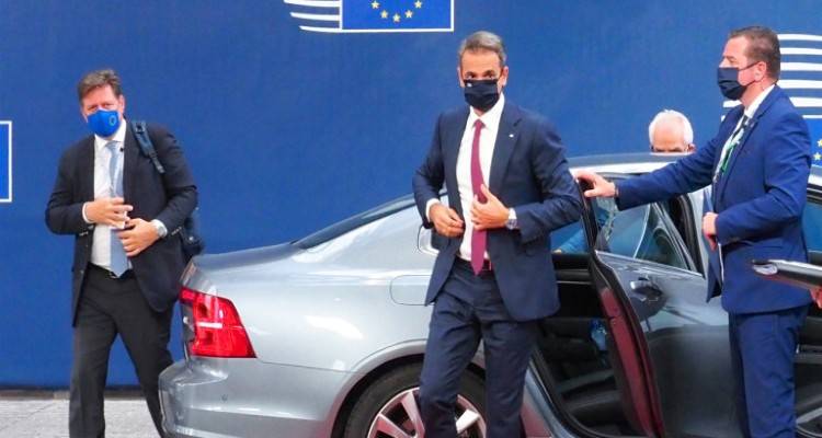 &Sigma;ύ&nu;&omicron;&delta;&omicron;&sigmaf; &Kappa;&omicron;&rho;&upsilon;&phi;ή&sigmaf;: &Eta; &Epsilon;&lambda;&lambda;ά&delta;&alpha; &pi;&iota;έ&zeta;&epsilon;&iota; &gamma;&iota;&alpha; &kappa;&upsilon;&rho;ώ&sigma;&epsilon;&iota;&sigmaf; &sigma;&tau;&eta;&nu; &Tau;&omicron;&upsilon;&rho;&kappa;ί&alpha; | &Eta; &Gamma;&epsilon;&rho;&mu;&alpha;&nu;ί&alpha; &tau;&iota;&sigmaf; &sigma;&tau;έ&lambda;&nu;&epsilon;&iota; &gamma;&iota;&alpha; &Delta;&epsilon;&kappa;έ&mu;&beta;&rho;&iota;&omicron;