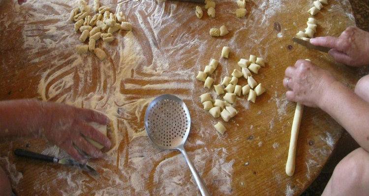 &Lambda;ά&tau;&epsilon; &tau;&sigma;&rsquo; &Alpha;&gamma;&kappa;&alpha;&rho;&upsilon;&omega;&nu;&epsilon;&sigmaf; &nu;&alpha; &sigma;&alpha;&sigmaf; &phi;&lambda;&epsilon;&psi;&omicron;&upsilon;&mu;&rsquo; &mu;&alpha;&kappa;&alpha;&rho;ό&nu;&epsilon;&sigmaf;!