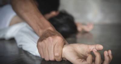&Kappa;&alpha;&tau;&alpha;&gamma;&gamma;&epsilon;&lambda;ί&alpha;-&sigma;&omicron;&kappa; &sigma;&tau;&eta; &Theta;&epsilon;&sigma;&sigma;&alpha;&lambda;&omicron;&nu;ί&kappa;&eta;: &Mu;&eta;&tau;έ&rho;&alpha; &alpha;&kappa;&iota;&nu;&eta;&tau;&omicron;&pi;&omicron;&iota;&omicron;ύ&sigma;&epsilon; &tau;&eta;&nu; &alpha;&nu;ή&lambda;&iota;&kappa;&eta; &kappa;ό&rho;&eta; &tau;&eta;&sigmaf; &gamma;&iota;&alpha; &nu;&alpha; &tau;&eta; &beta;&iota;ά&zeta;&epsilon;&iota; &omicron; &sigma;ύ&nu;&tau;&rho;&omicron;&phi;ό&sigmaf; &tau;&eta;&sigmaf;