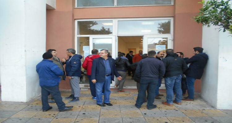 &Pi;&omicron;&iota;&omicron;&iota; &epsilon;&kappa;&lambda;έ&gamma;&omicron;&nu;&tau;&alpha;&iota; &sigma;&tau;&omicron; &Epsilon;&pi;&iota;&mu;&epsilon;&lambda;&eta;&tau;ή&rho;&iota;&omicron; &Lambda;έ&sigma;&beta;&omicron;&upsilon;