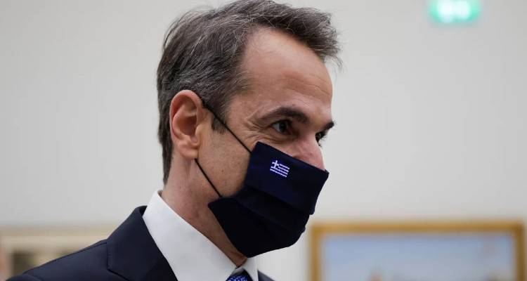 «Ελευθερία δεν σημαίνει ανευθυνότητα»: Μήνυμα συναγερμού από Μητσοτάκη μετά από τις εικόνες συνωστισμού