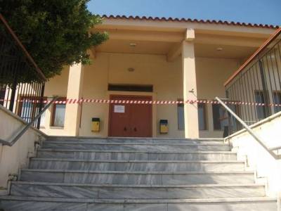 Ακατάλληλο μετά το σεισμό το Δικαστικό Μέγαρο Λήμνου | Αναβάλλεται η εκδίκαση όλων των υποθέσεων (mp3)