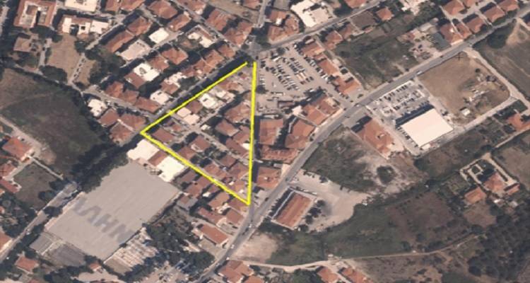 &Mu;ύ&rho;&iota;&nu;&alpha;: &Kappa;&lambda;&epsilon;ί&nu;&omicron;&upsilon;&nu; &delta;&rho;ό&mu;&omicron;&iota; &sigma;&tau;&eta; &laquo;&Sigma;&omicron;ύ&mu;&pi;&rho;&alpha;&raquo;