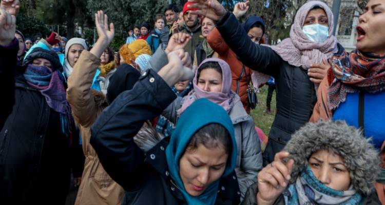 &Mu;&epsilon;&tau;&alpha;&nu;&alpha;&sigma;&tau;&epsilon;&upsilon;&tau;&iota;&kappa;ό: &Epsilon;&pi;&epsilon;&iota;&sigma;ό&delta;&iota;&alpha; &sigma;&epsilon; &Mu;ό&rho;&iota;&alpha;, &Kappa;&alpha;&rho;ά &Tau;&epsilon;&pi;έ -&Alpha;&iota;&tau;&omicron;ύ&nu;&tau;&epsilon;&sigmaf; ά&sigma;&upsilon;&lambda;&omicron; &beta;ά&zeta;&omicron;&upsilon;&nu; &phi;&omega;&tau;&iota;έ&sigmaf; &sigma;&tau;&omicron;&upsilon;&sigmaf; &delta;&rho;ό&mu;&omicron;&upsilon;&sigmaf;