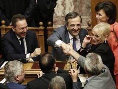 &Upsilon;&pi;&epsilon;&rho;&psi;&eta;&phi;ί&sigma;&tau;&eta;&kappa;&epsilon; &tau;&omicron; &pi;&omicron;&lambda;&upsilon;&nu;&omicron;&mu;&omicron;&sigma;&chi;έ&delta;&iota;&omicron; &mu;&epsilon; &sigma;&epsilon;&iota;&rho;ά &alpha;&lambda;&lambda;&alpha;&gamma;ώ&nu;