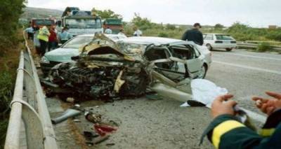 &Epsilon;&nu;&eta;&mu;έ&rho;&omega;&sigma;&eta; &sigma;&tau;&omicron;&upsilon;&sigmaf; &mu;&alpha;&theta;&eta;&tau;έ&sigmaf; &tau;&omicron;&upsilon; &Gamma;&epsilon;&nu;&iota;&kappa;&omicron;ύ &kappa;&alpha;&iota; &Epsilon;&pi;&alpha;&gamma;&gamma;&epsilon;&lambda;&mu;&alpha;&tau;&iota;&kappa;&omicron;ύ &Lambda;&upsilon;&kappa;&epsilon;ί&omicron;&upsilon; &Mu;&omicron;ύ&delta;&rho;&omicron;&upsilon; &gamma;&iota;&alpha; &tau;&alpha; &tau;&rho;&omicron;&chi;&alpha;ί&alpha; &alpha;&tau;&upsilon;&chi;ή&mu;&alpha;&tau;&alpha;