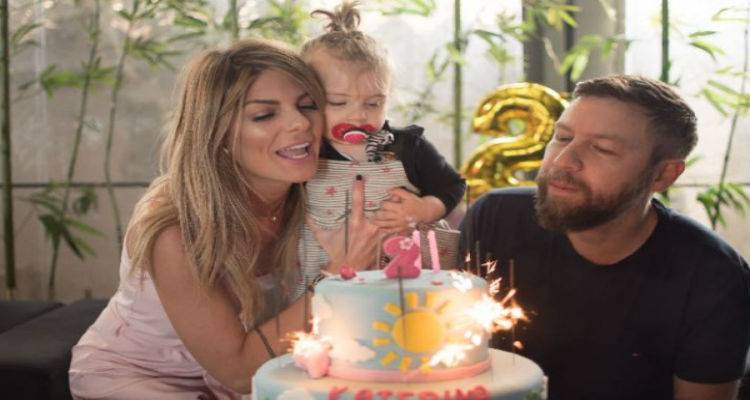 Γιάννης Βαρδής – Νατάσα Σκαφιδά: Γιόρτασαν τα γενέθλια της μικρής Κατερίνας στην Λήμνο! (photos)