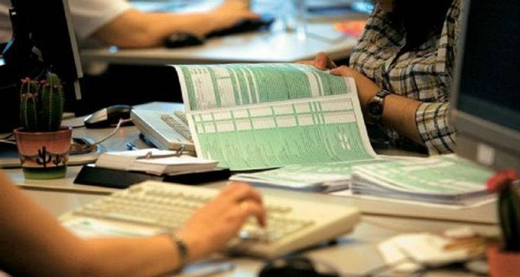 &Alpha;&kappa;ό&mu;&alpha; &pi;&iota;&omicron; &chi;&alpha;&mu;&eta;&lambda;ά &tau;&omicron; &alpha;&phi;&omicron;&rho;&omicron;&lambda;ό&gamma;&eta;&tau;&omicron;: &Sigma;&tau;&alpha; 5.636 &epsilon;&upsilon;&rho;ώ!