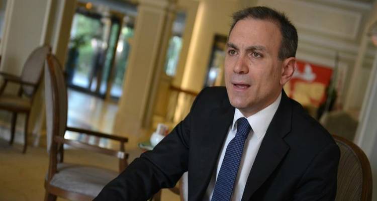 K. Φίλης στον FM 100: Εάν ο Ζάεφ συνεχίσει τις αναφορές σε «Μακεδονία», η Ελλάδα οφείλει να τον επαναφέρει στην τάξη