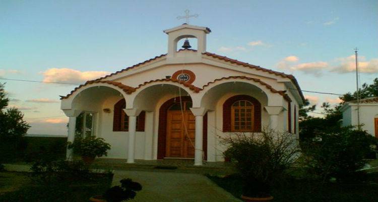 &Tau;&omicron; &Kappa;&omicron;&nu;&tau;&omicron;&pi;&omicron;ύ&lambda;&iota; &tau;&iota;&mu;ά &tau;&eta; &mu;&nu;ή&mu;&eta; &tau;&eta;&sigmaf; &Omicron;&sigma;ί&alpha;&sigmaf; &Phi;&iota;&lambda;&omicron;&theta;έ&eta;&sigmaf; &tau;&eta;&sigmaf; &Alpha;&theta;&eta;&nu;&alpha;ί&alpha;&sigmaf;