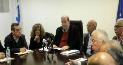 &Omicron;&iota; &epsilon;&xi;&alpha;&gamma;&gamma;&epsilon;&lambda;ί&epsilon;&sigmaf; &Phi;ί&lambda;&eta; &gamma;&iota;&alpha; &tau;&eta;&nu; &Pi;&alpha;&iota;&delta;&epsilon;ί&alpha;: 14 &chi;&rho;ό&nu;&iota;&alpha; &upsilon;&pi;&omicron;&chi;&rho;&epsilon;&omega;&tau;&iota;&kappa;ή&sigmaf; &epsilon;&kappa;&pi;&alpha;ί&delta;&epsilon;&upsilon;&sigma;&eta;&sigmaf; &gamma;&iota;&alpha; &tau;&omicron;&upsilon;&sigmaf; &mu;&alpha;&theta;&eta;&tau;έ&sigmaf;