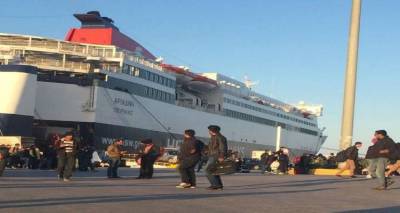 Ακυρώθηκε η μεταφορά των 500 μεταναστών στη Λήμνο