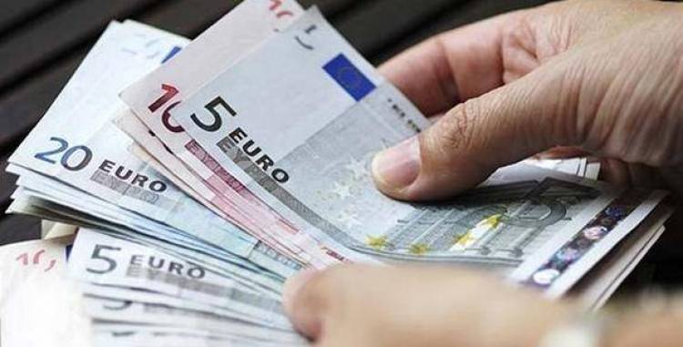 Καταβάλλονται τις επόμενες μέρες τα προνοιακά και τα διατροφικά επιδόματα