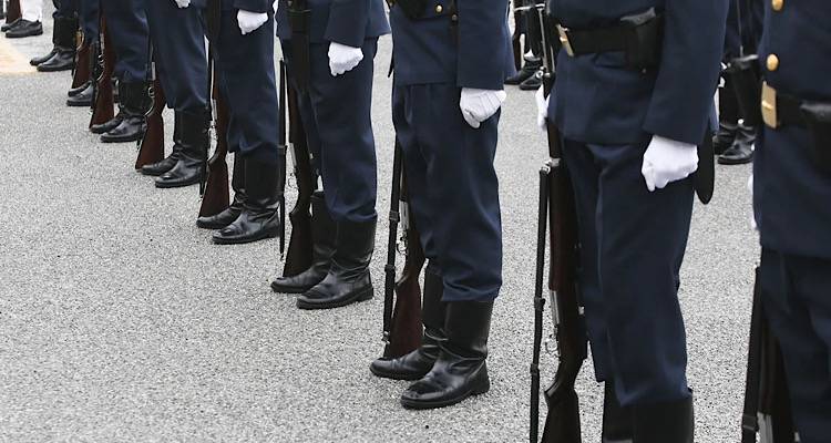&Tau;&alpha; &mu;&eta;&nu;ύ&mu;&alpha;&tau;&alpha; &pi;ί&sigma;&omega; &alpha;&pi;ό &tau;&iota;&sigmaf; Έ&kappa;&tau;&alpha;&kappa;&tau;&epsilon;&sigmaf; &Kappa;&rho;ί&sigma;&epsilon;&iota;&sigmaf; &sigma;&tau;&iota;&sigmaf; Έ&nu;&omicron;&pi;&lambda;&epsilon;&sigmaf; &Delta;&upsilon;&nu;ά&mu;&epsilon;&iota;&sigmaf;: &Alpha;&lambda;&lambda;&alpha;&gamma;ή &sigma;&tau;&eta; &phi;&iota;&lambda;&omicron;&sigma;&omicron;&phi;ί&alpha; &kappa;&alpha;&iota; &sigma;&tau;&alpha; &mu;&epsilon;&gamma;έ&theta;&eta;
