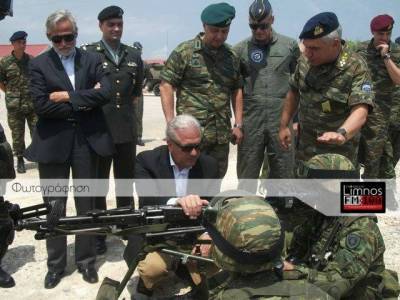 Δέσμευση Αβραμόπουλου από την Λήμνο: «Άμεσες ενέργειες οικονομικής ανακούφισης των στελεχών των Ενόπλεων Δυνάμεων»