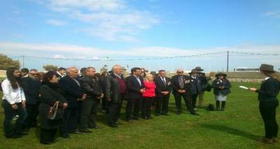 Εκδήλωση Μνήμης αυστραλών μαθητών στο Συμμαχικό Νεκροταφείο του Μούδρου (photos)