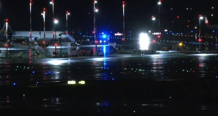 &Theta;&rho;ί&lambda;&epsilon;&rho; &sigma;&tau;&omicron; &alpha;&epsilon;&rho;&omicron;&delta;&rho;ό&mu;&iota;&omicron; &tau;&omicron;&upsilon; &Alpha;&mu;&beta;&omicron;ύ&rho;&gamma;&omicron;&upsilon; -Έ&nu;&omicron;&pi;&lambda;&omicron;&sigmaf; &kappa;&rho;&alpha;&tau;ά ό&mu;&eta;&rho;&omicron; &tau;&eta;&nu; 4&chi;&rho;&omicron;&nu;&eta; &kappa;ό&rho;&eta; &tau;&omicron;&upsilon;