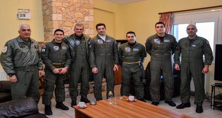 Ο Αρχηγός ΓΕΑ στη Λήμνο εν μέσω εμπλοκών στο Αιγαίο